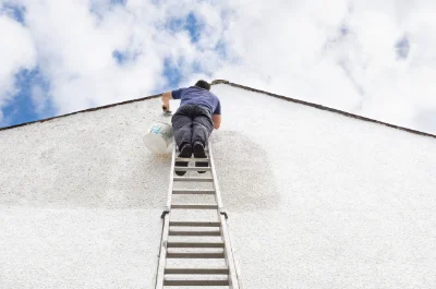 Peinture extérieure à Lescuns — façades et ravalement